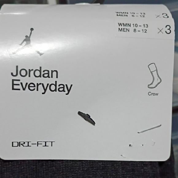 Jordan Everyday Black and White Athletic Socks - Picture 2 of 5